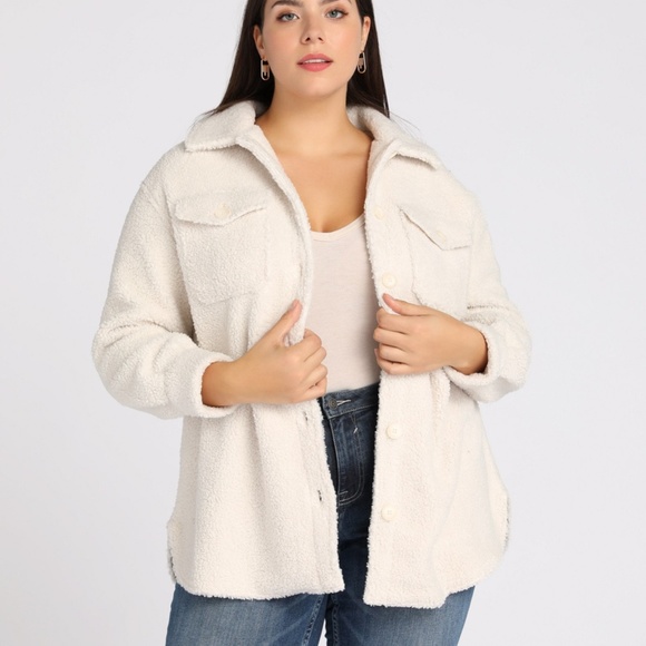 Cozy Comfy Bagatelle Shacket - Picture 4 of 4